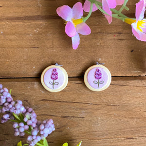 Miniature Embroidery Hoop Studs (Lavender)