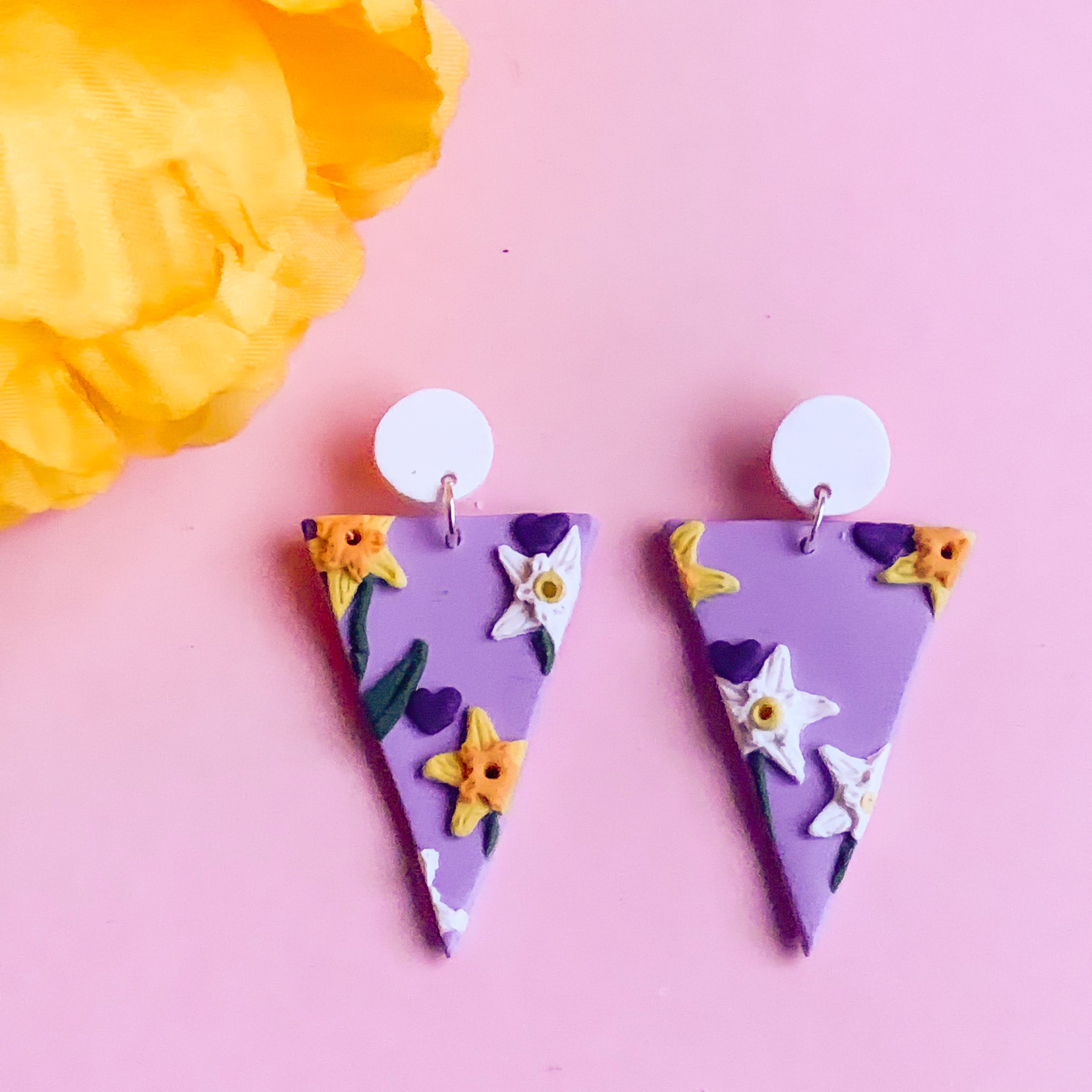 Daffodil Love Slab Earrings (Triangle)