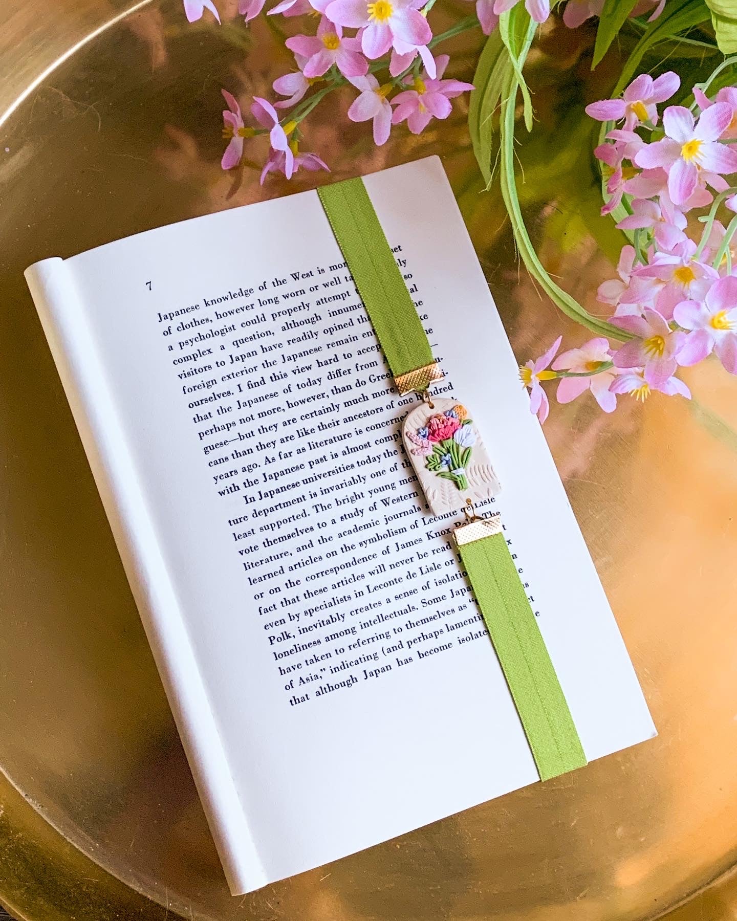 Bouquet Elastic Bookmark